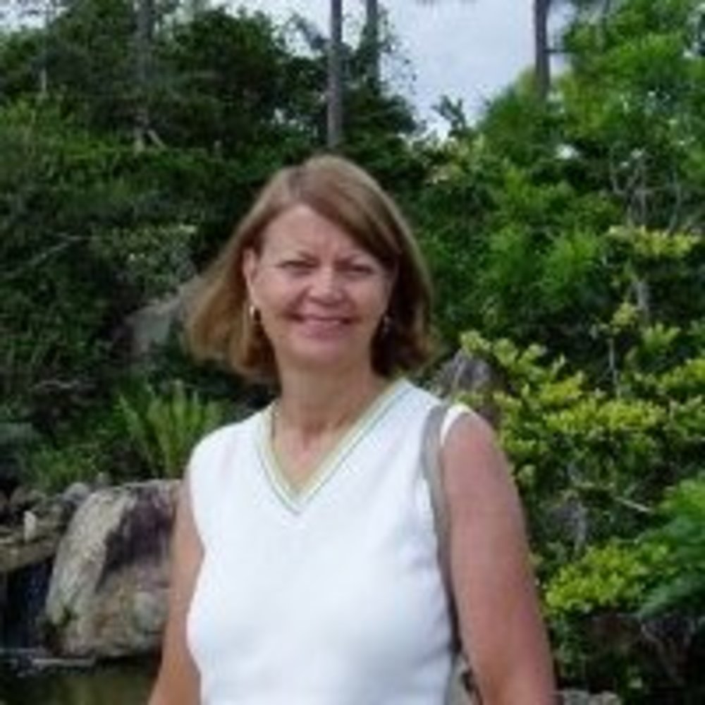 Meet your Posher, Carolyn